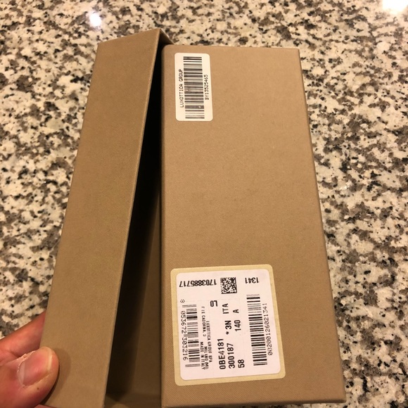 Burberry Sunglass Box - Picture 2 of 3